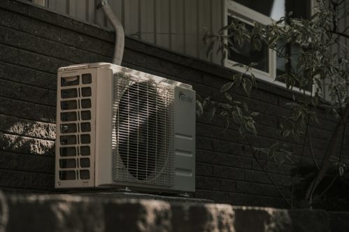 everett-pachmann-JsPkVrHMQoo-unsplash Varmepumpe udedel